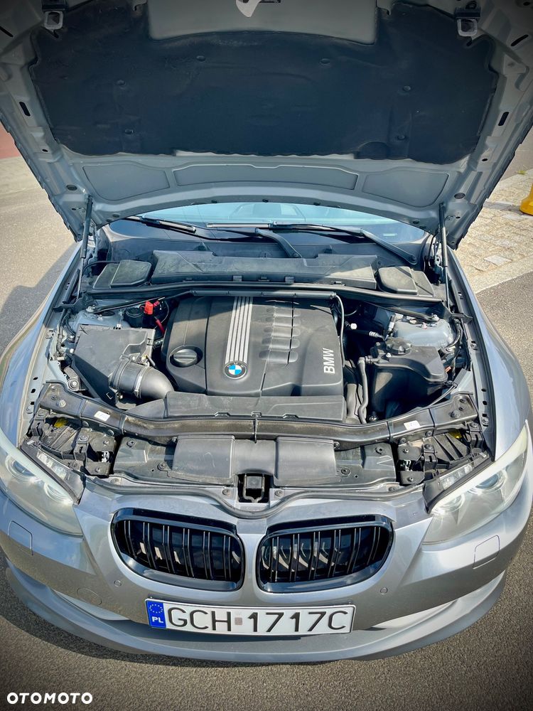BMW Seria 3 325d - 36