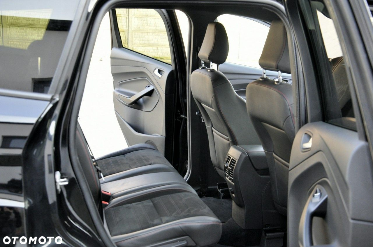 Ford Kuga 1.5 EcoBlue ST-LINE - 23