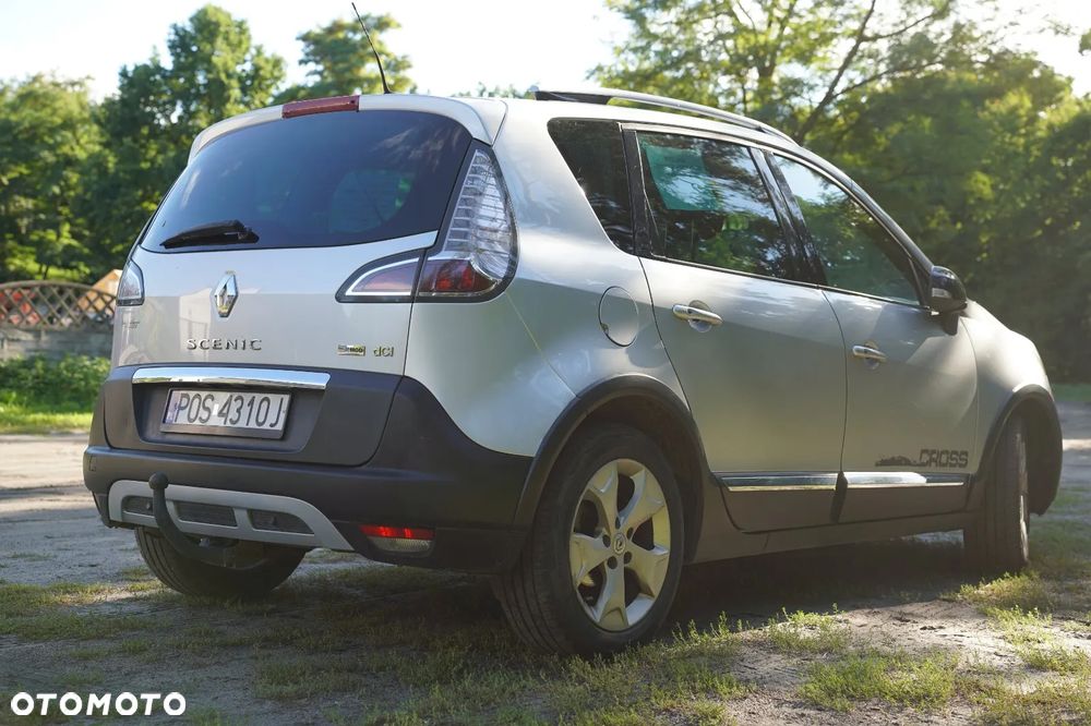 Renault Scenic dCi 110 Xmod Paris - 10