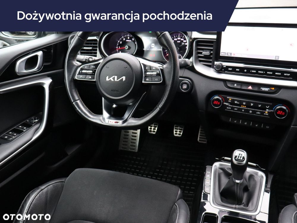 Kia ProCeed - 9