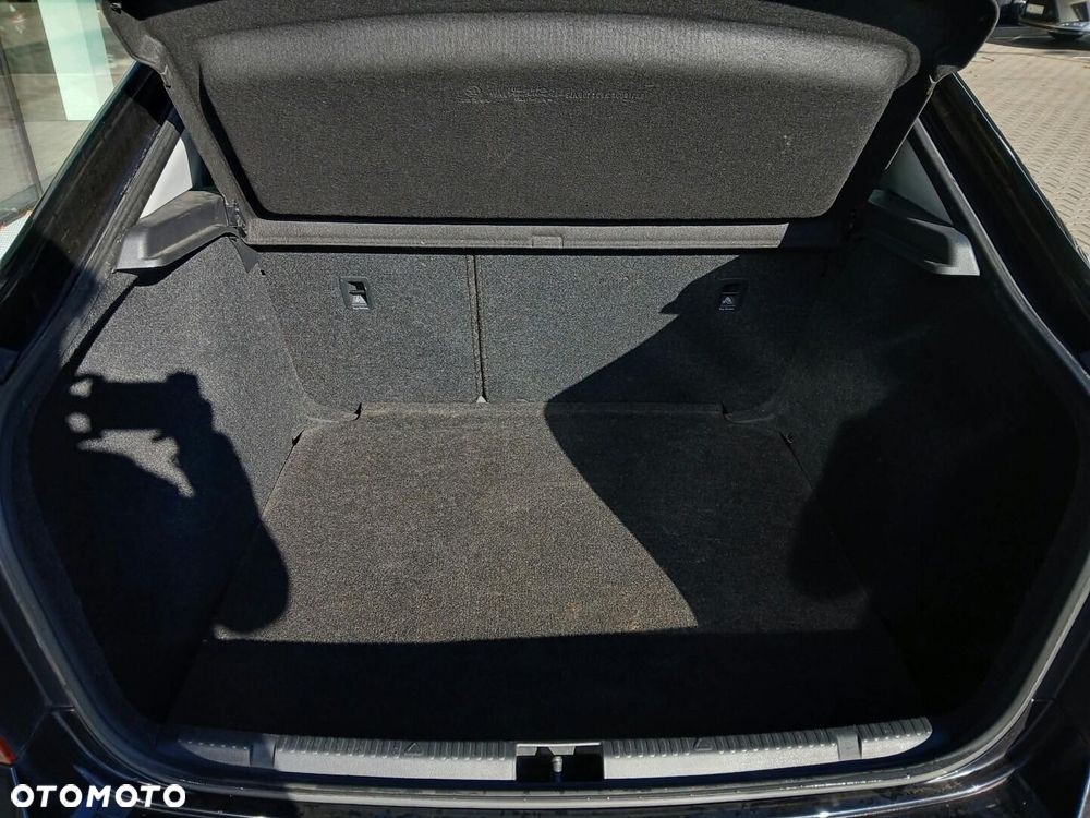Skoda RAPID 1.6 TDI DPF Ambition - 31