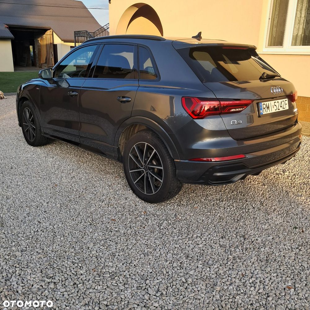 Audi Q3 - 4