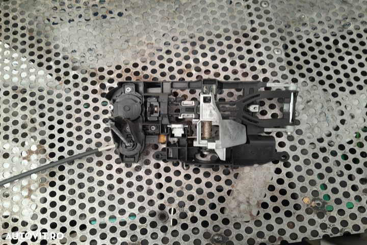 Maner deschidere din interior usa fata stanga BMW Seria 5 F11  [din 2 - 2