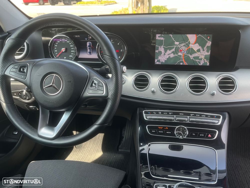 Mercedes-Benz E 220 d Avantgarde+ - 29