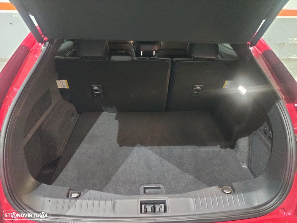 Ford Mustang Mach-E Alargada - 17