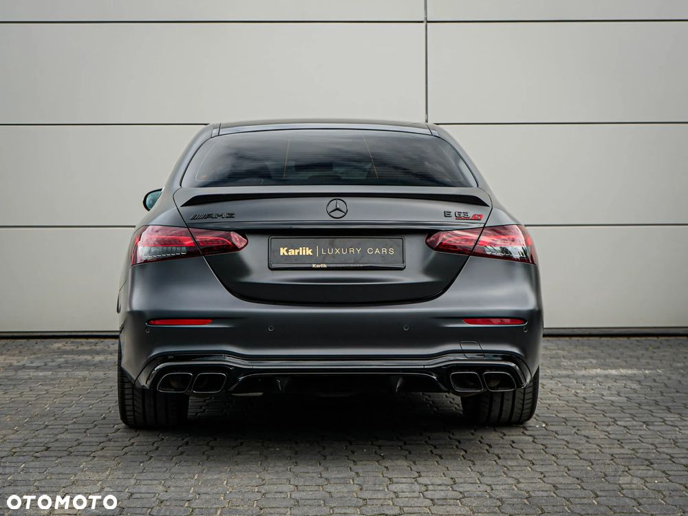 Mercedes-Benz Klasa E AMG 63 S 4Matic+ AMG Speedshift MCT-9G Final Edition - 6