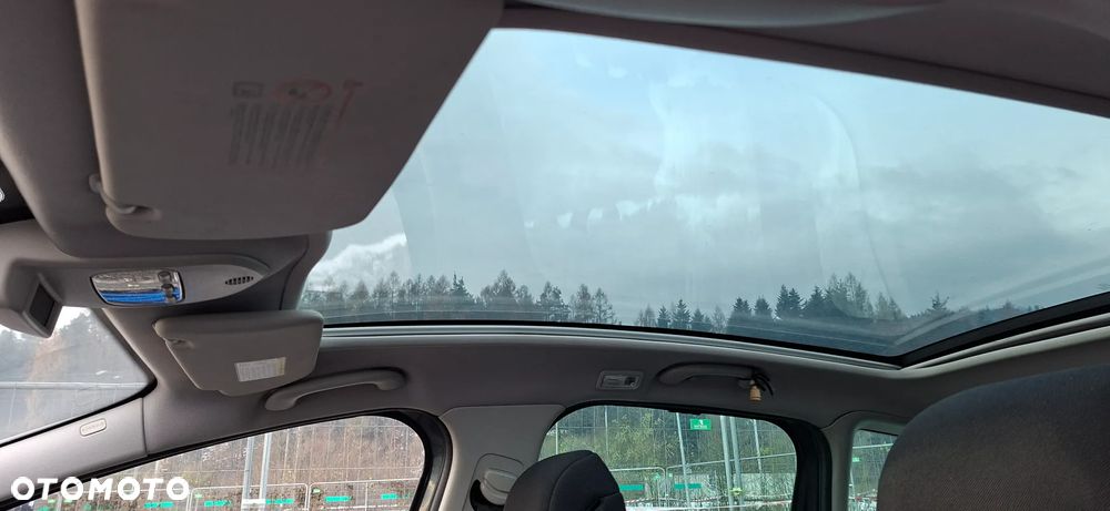 Peugeot 3008 1.6 Allure - 12