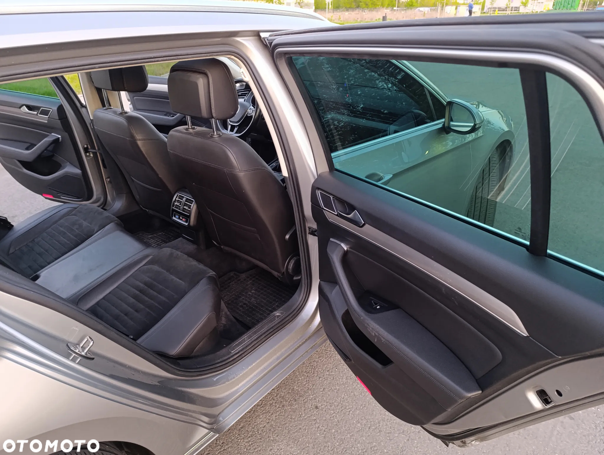 Volkswagen Passat 2.0 TDI BMT Highline - 24