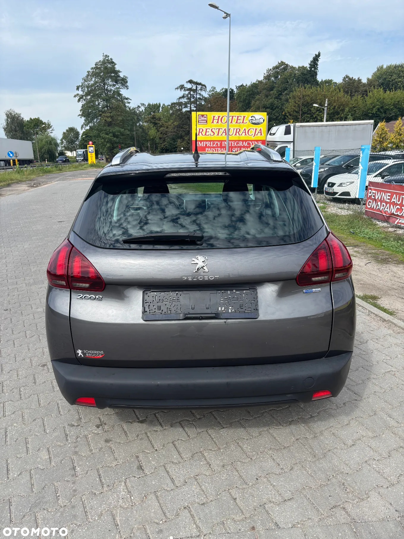 Peugeot 2008 1.2 Pure Tech Active S&S EAT6 - 7