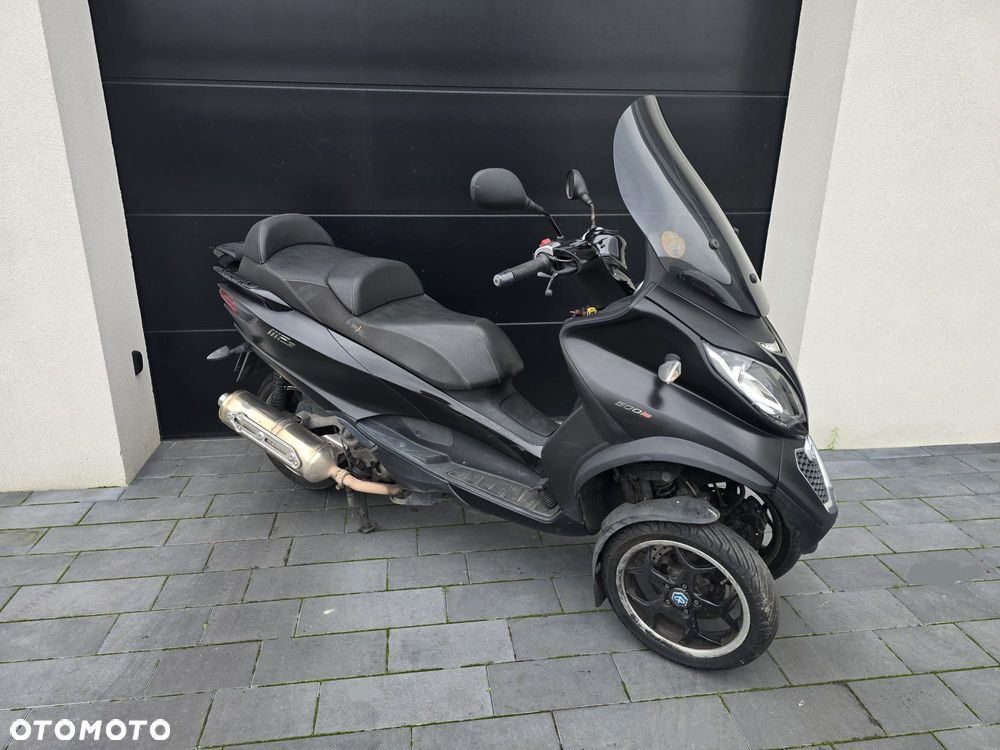 Piaggio MP-3 - 9