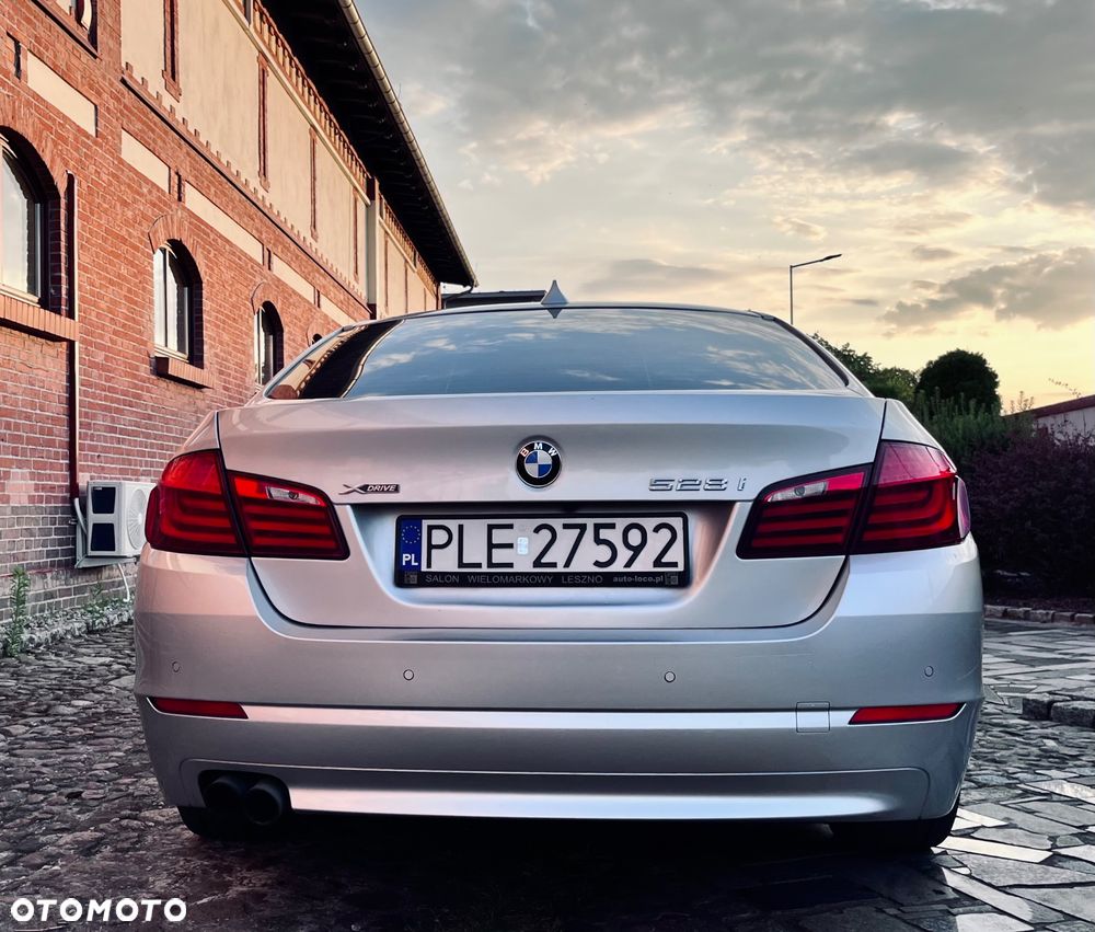 BMW Seria 5 2012 photo 4
