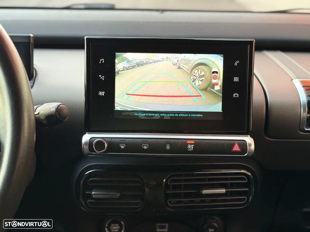 Citroën C4 Cactus 1.2 PureTech Shine EAT6 - 7