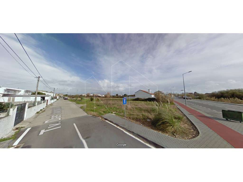 Terreno Urbano com Projeto na câmara para 7 moradias unifamiliares - Grande imagem: 5/6
