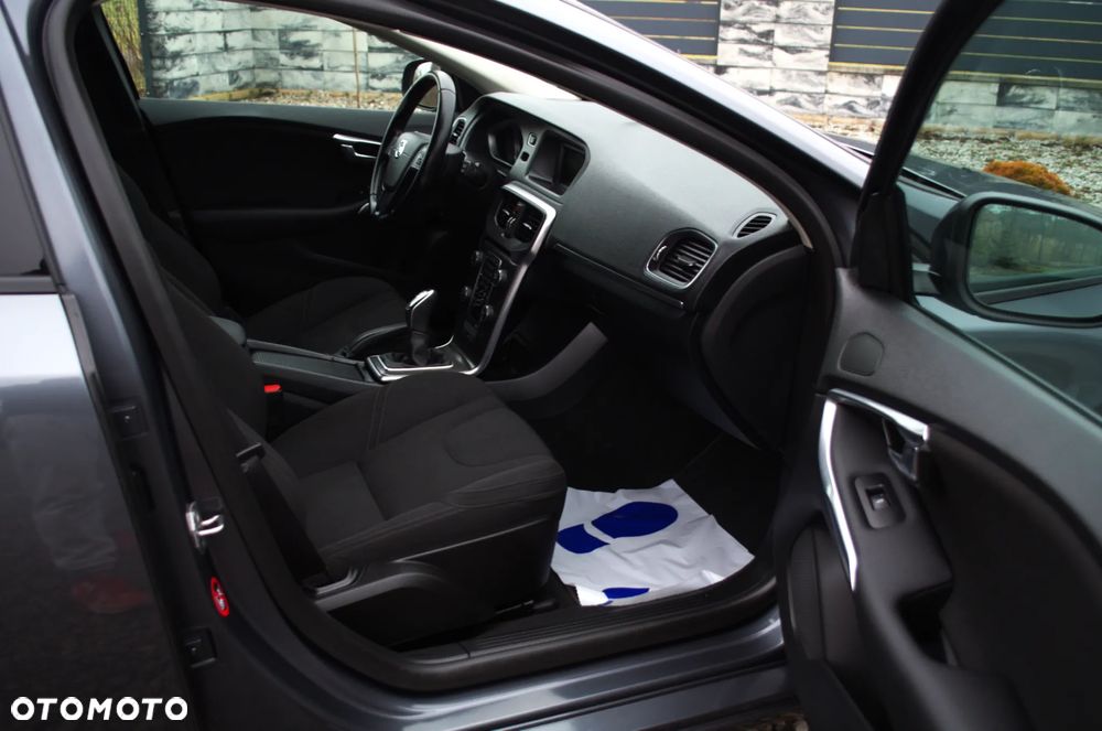 Volvo V40 D2 You - 20