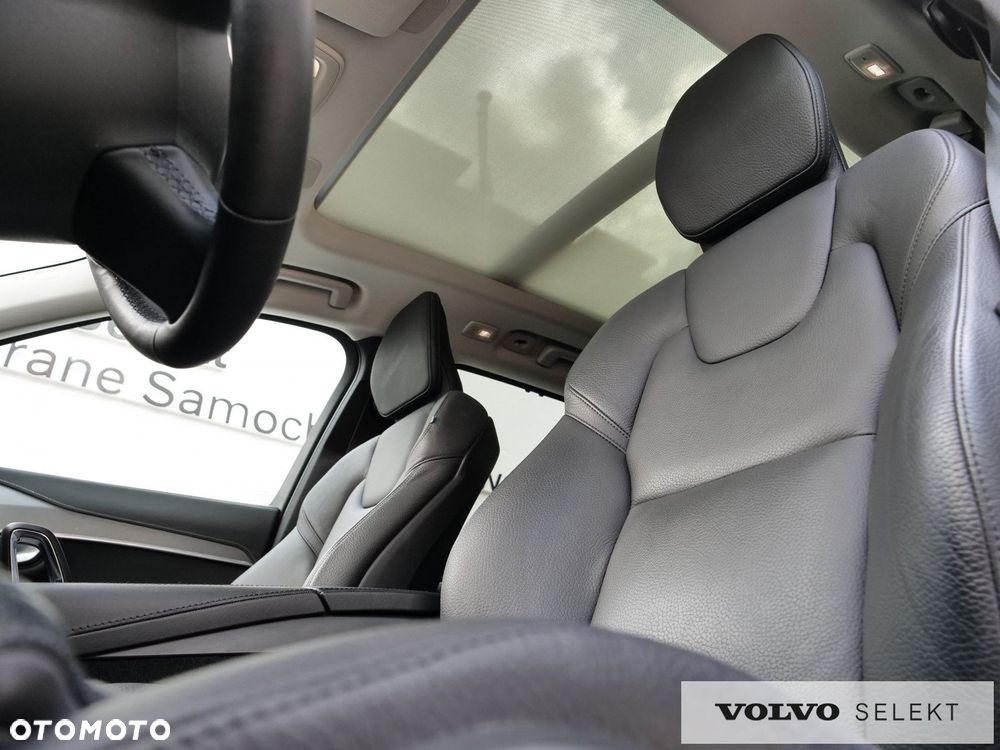 Volvo XC 90 - 12