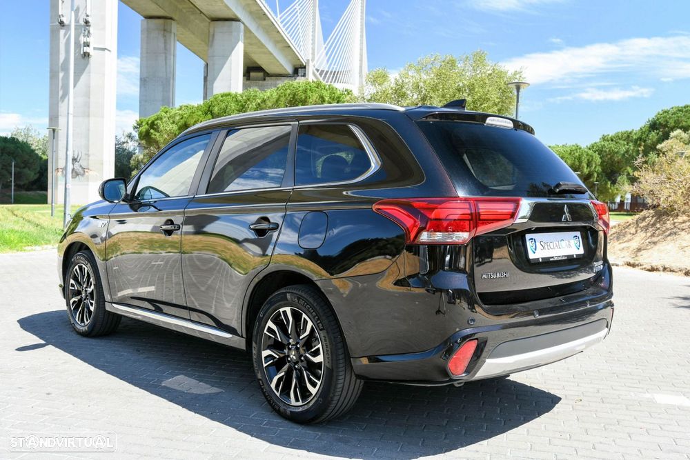Mitsubishi Outlander 2.0 PHEV Intense - 7