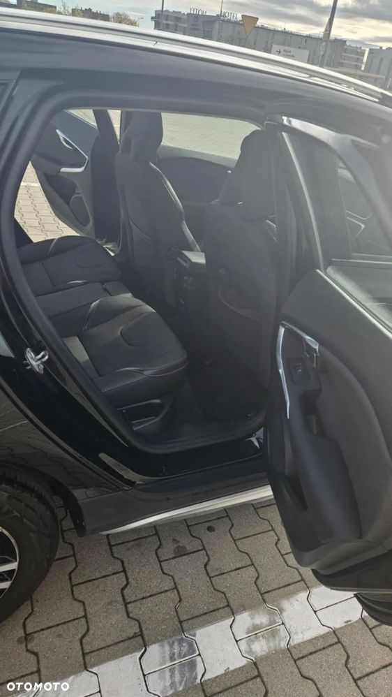 Volvo V40 T3 Drive-E Momentum - 12