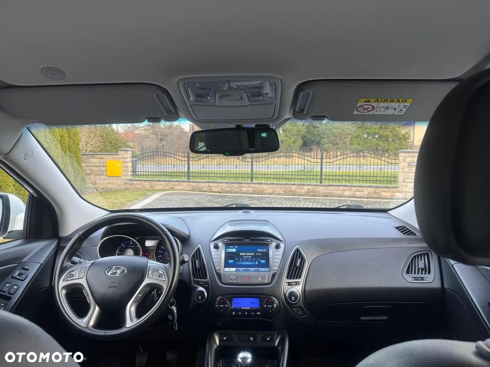Hyundai ix35 - 13