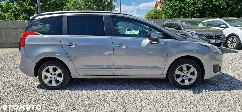 Peugeot 5008 - 15