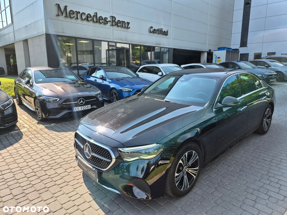 Mercedes-Benz Klasa E 200 4Matic 9G-TRONIC - 1