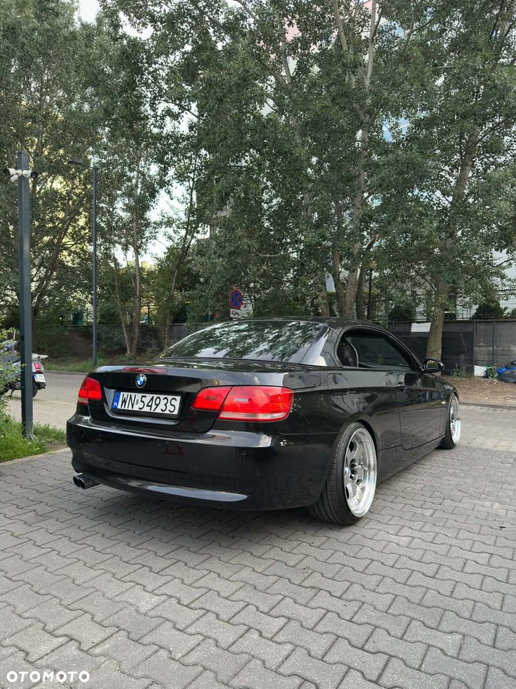 BMW Seria 3 330i - 14