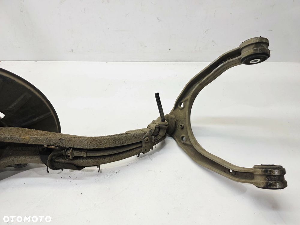 ZWROTNICA PIASTA LEWY PRZÓD AUDI Q7 4L 7L0407257A - 7