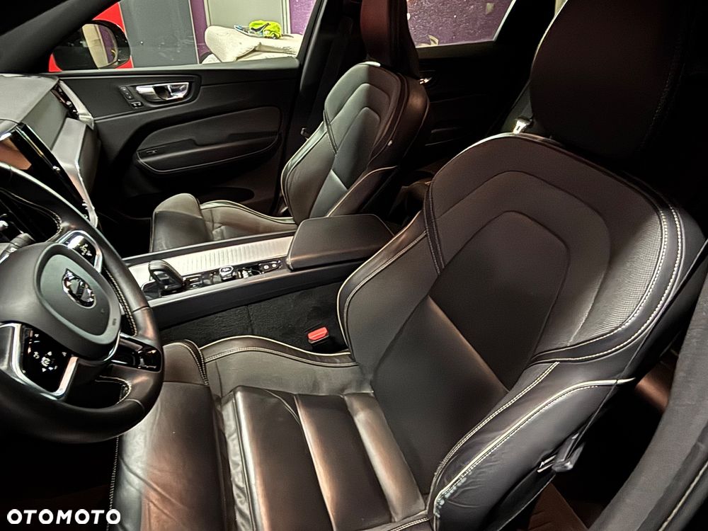 Volvo XC 60 B5 B AWD R-Design - 7