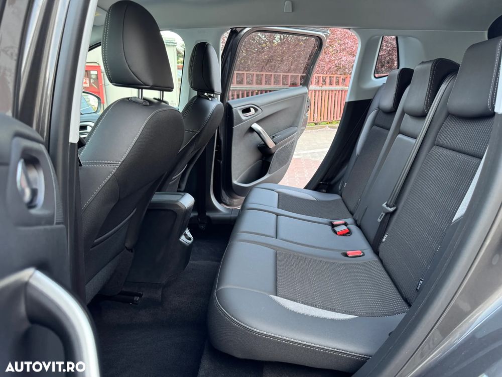 Peugeot 2008 PureTech 110 Stop&Start EAT6 Allure - 17