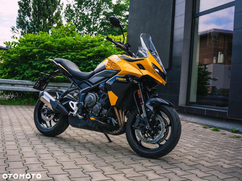 Triumph Tiger - 18