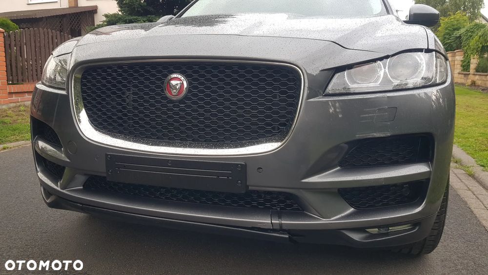 Jaguar F-Pace 20d AWD Prestige - 22