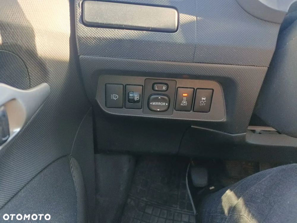 Toyota Auris 1.4 D-4D - 9