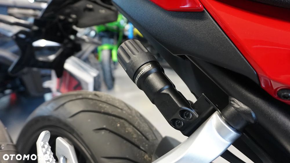 QJMOTOR SRK 800RR - 25