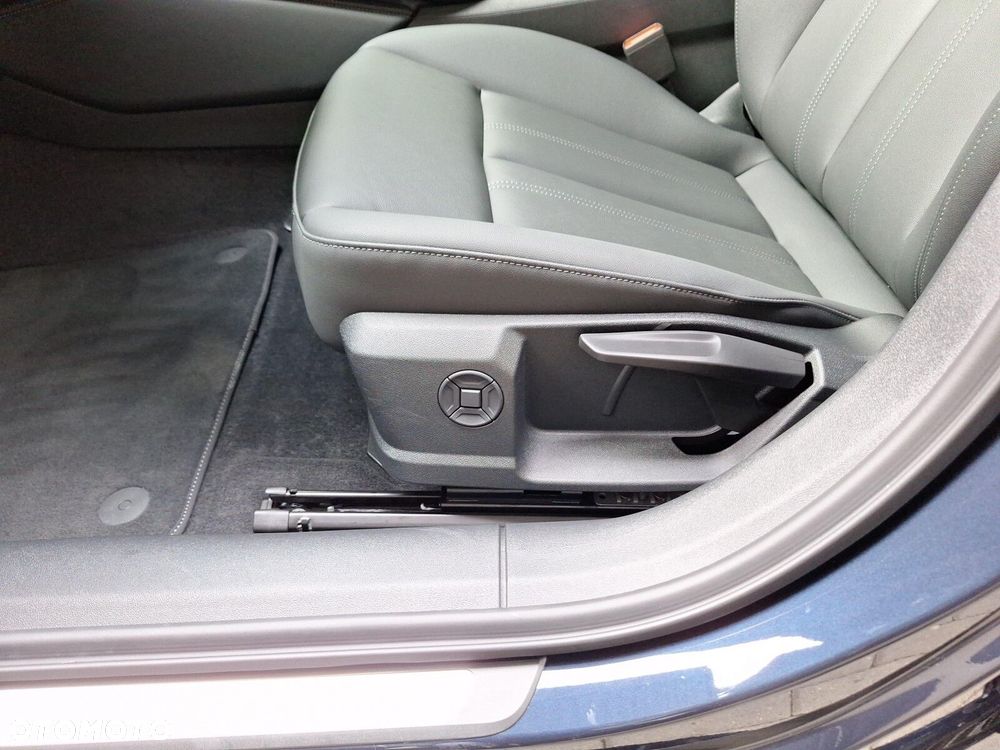 Audi A5 Avant TDI mHEV S tronic - 17