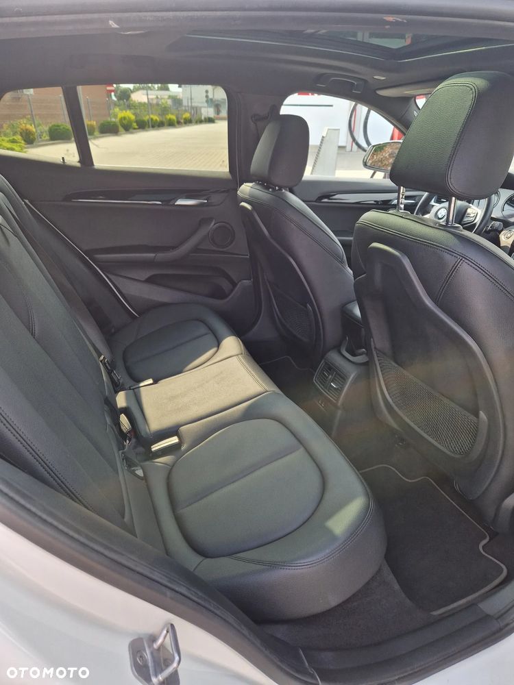 BMW X2 - 16