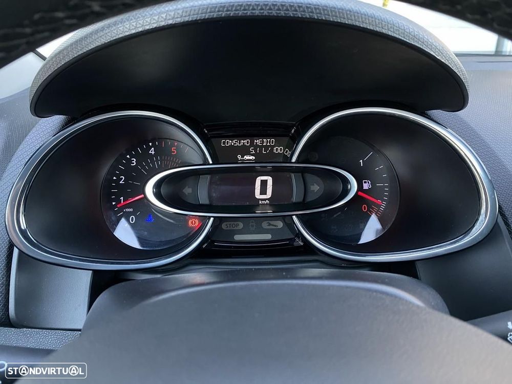 Renault Clio Sport Tourer 1.5 dCi Limited - 27