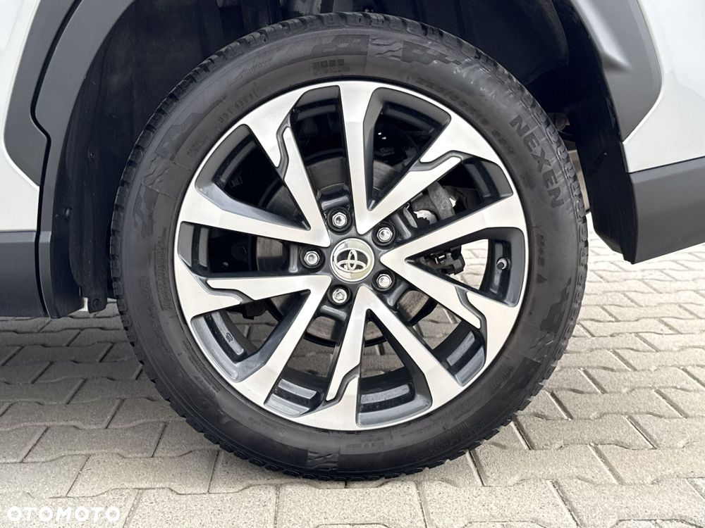 Toyota Corolla Cross - 26
