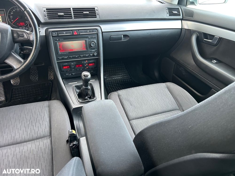 Audi A4 Avant 2.0 TDI - 6