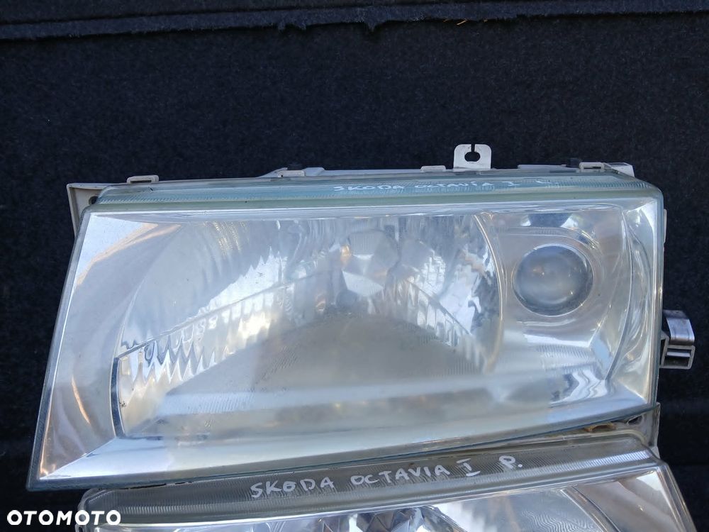 Skoda Octavia I lift lampa przednia lewa, prawa - 2