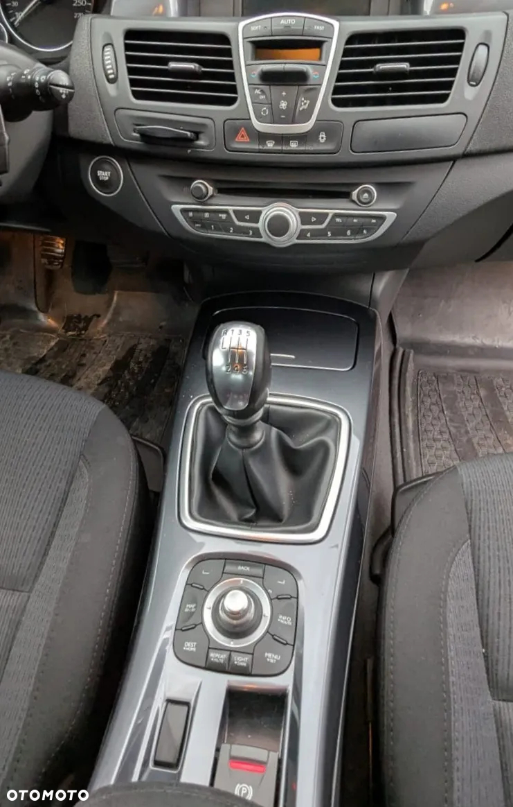 Renault Laguna 2.0 Tech Run - 8