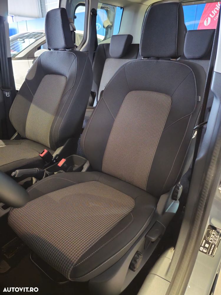 Ford Tourneo ver-standard - 22