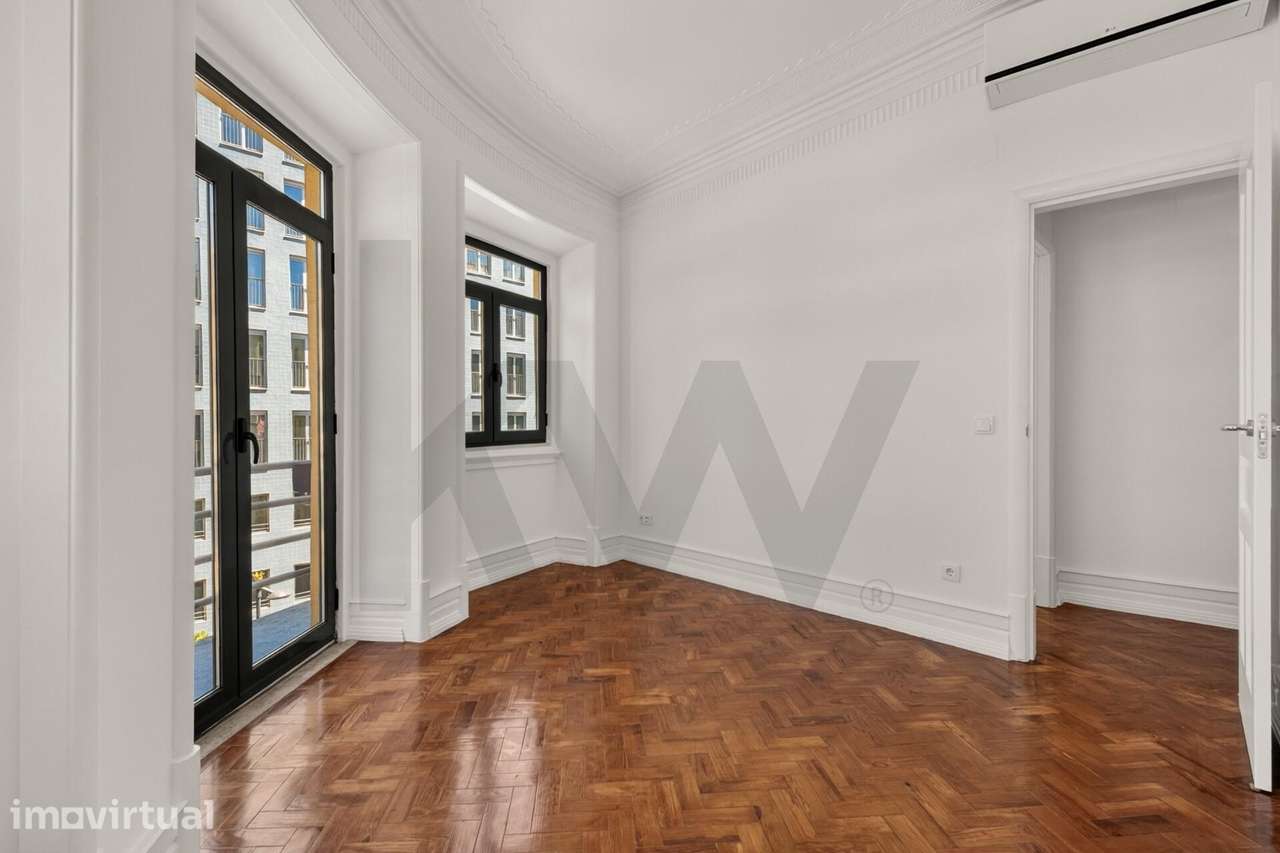 APARTAMENTO T3+1 E ESTILO DE VIDA ÚNICO NA RUA TOMÁS RIBEIRO – LISBOA - Grande imagem: 5/38