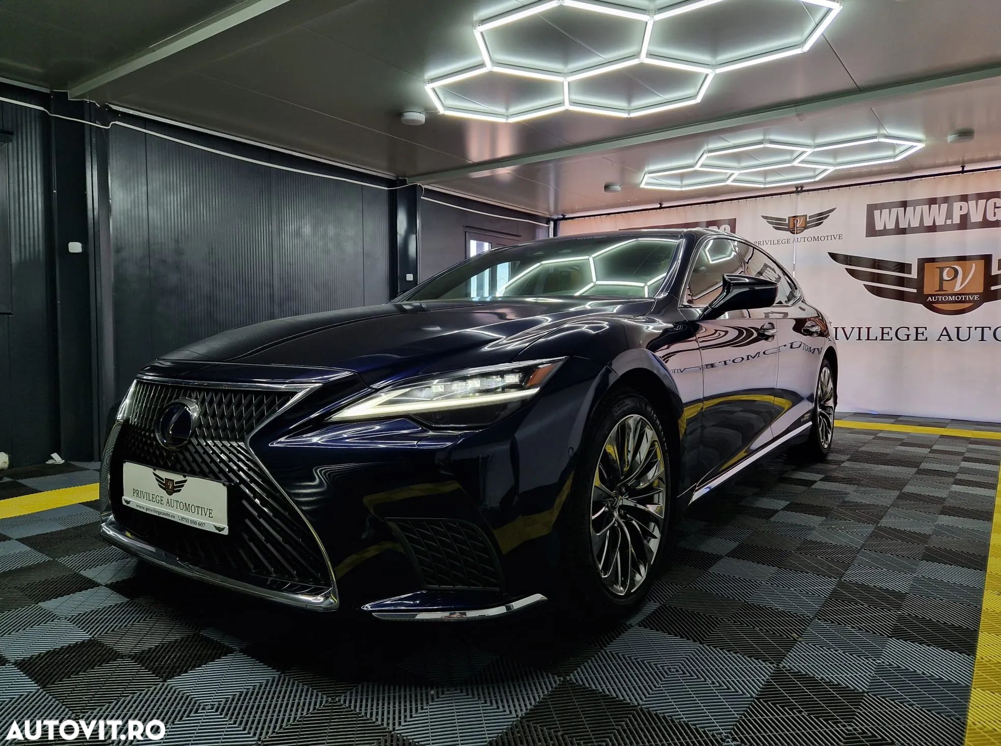 Lexus Seria LS - 1
