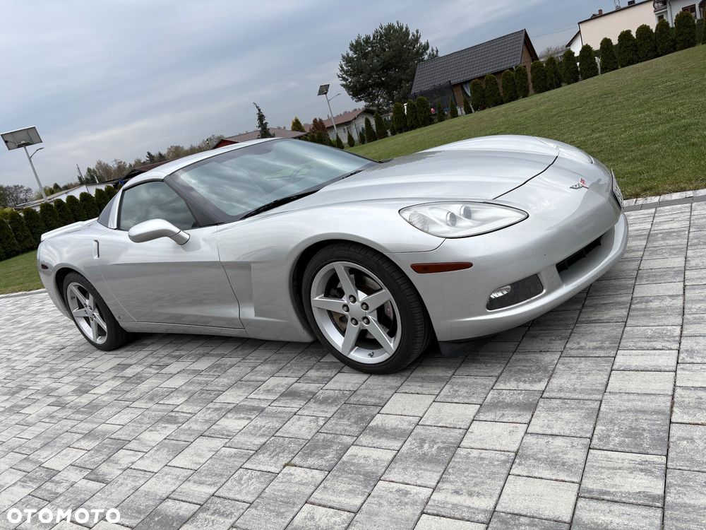 Chevrolet Corvette - 28