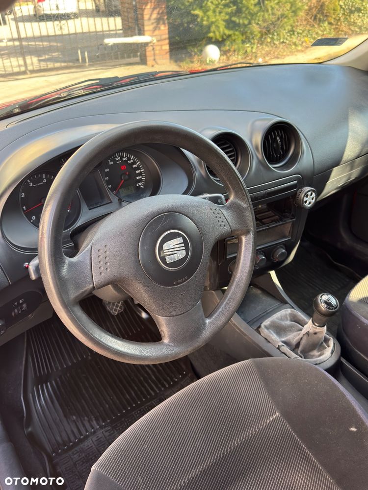 Seat Ibiza 1.4 16V Reference - 7