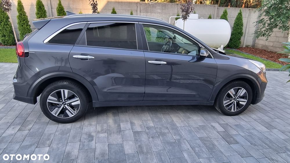 Kia Niro 1.6 GDI Hybrid L Business Line - 8