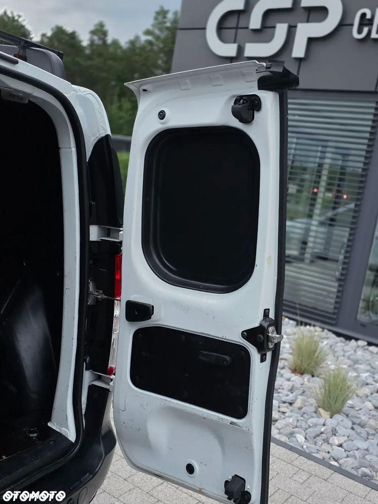 Dacia DOKKER Van 1.3 TCe Comfort Clim 100KM 5d Express I BEZWYPADKOWA z Polskiego Salonu I Wyjątkowo ładny i Zadbany Egzemplarz z Pełną Histroią Serwisową I Zabudowana Przestrzeń ładunkowa I Faktura Vat 23% I Pierwszy i Jedyny Właściciel I - 10