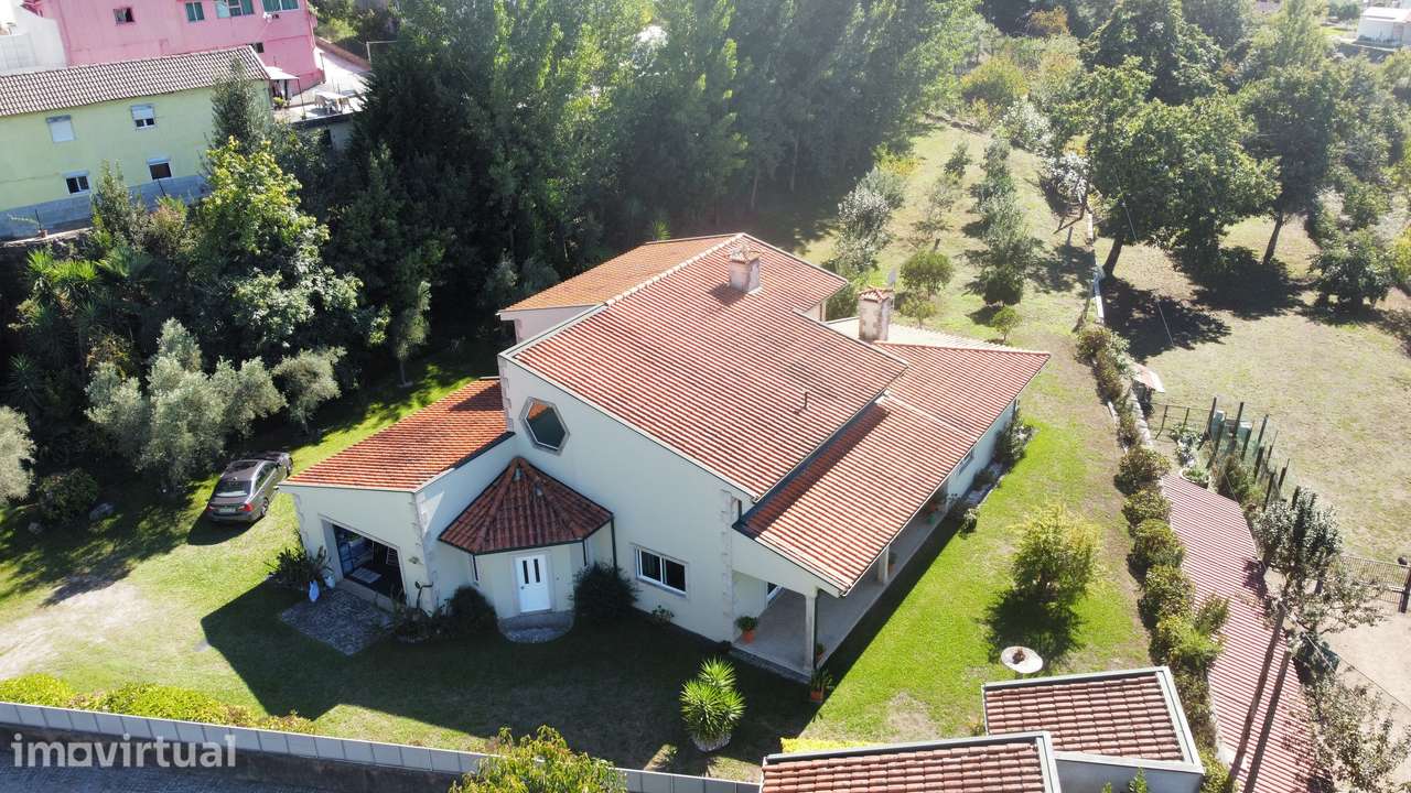 Moradia T5+1 em Ruilhe - 2680m2 de Terreno Privado - Grande imagem: 2/30