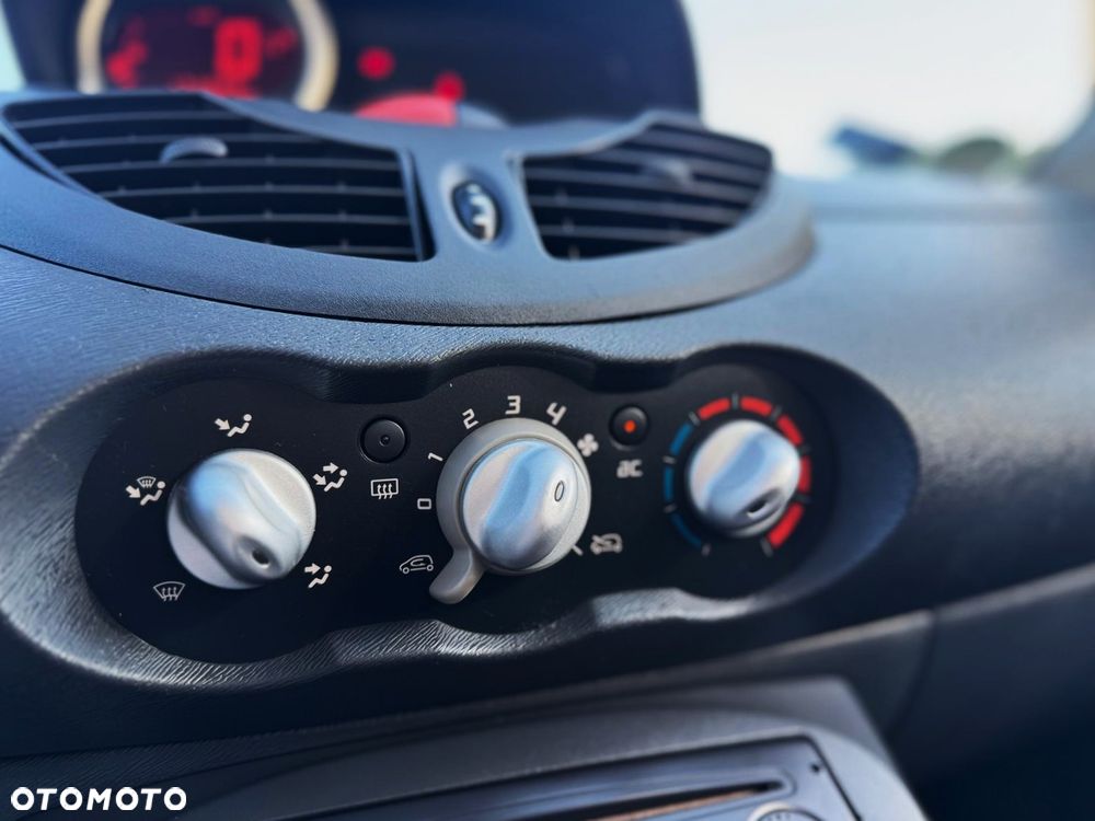 Renault Twingo - 16