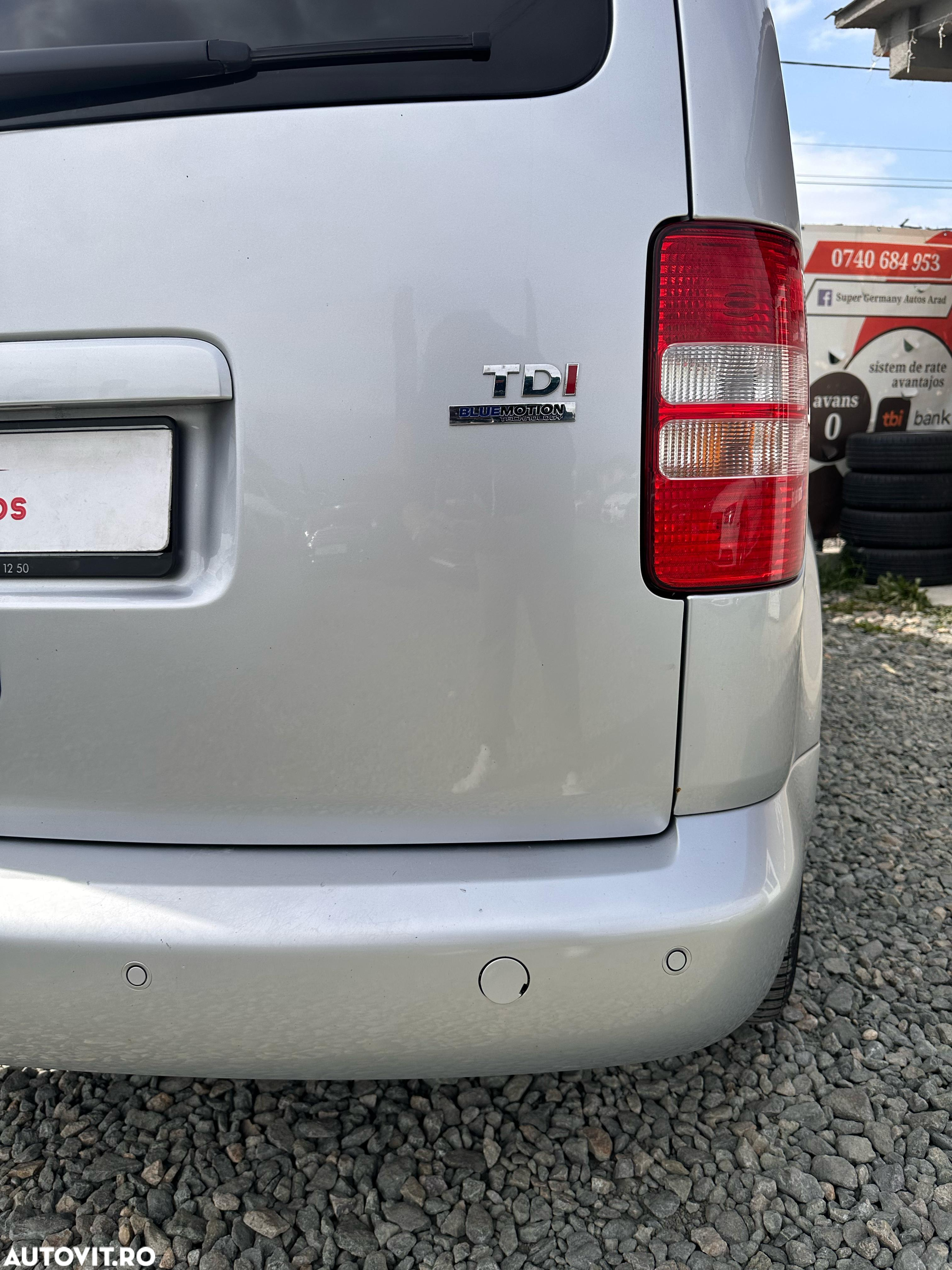 Volkswagen Caddy - 12