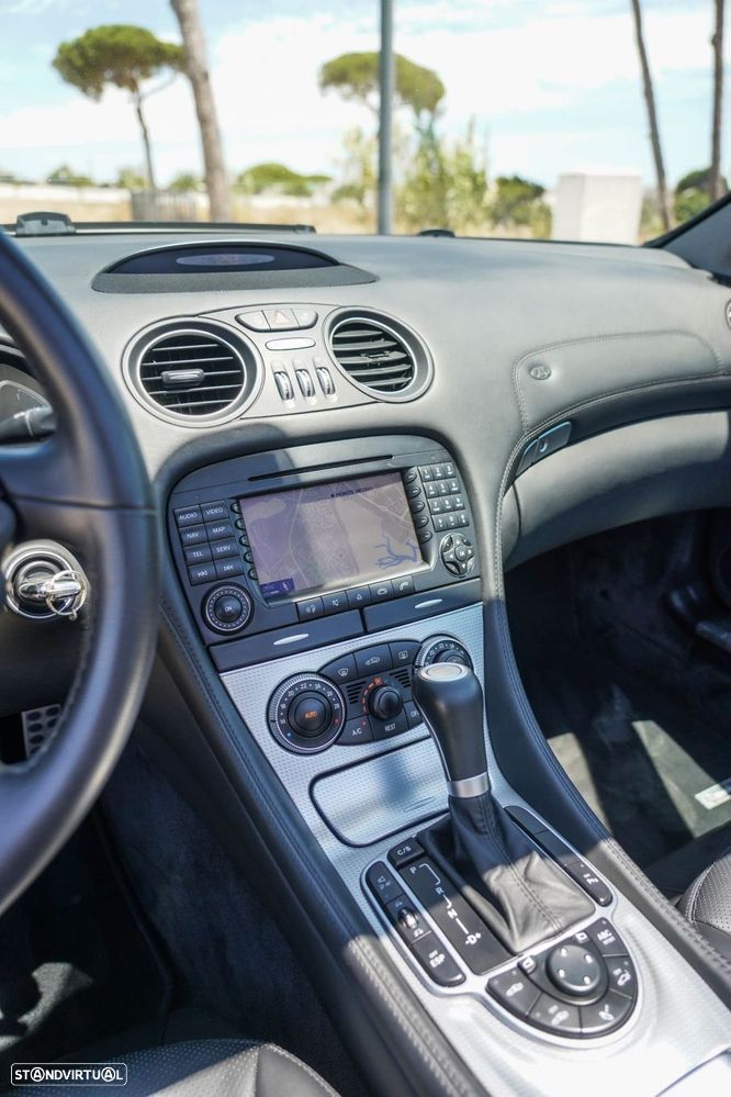 Mercedes-Benz SL 500 7G-TRONIC Sport - 32